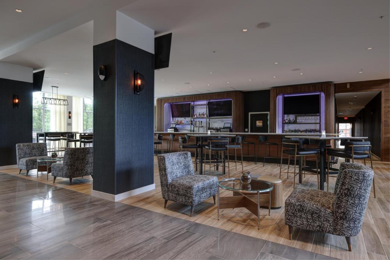 Courtyard By Marriott Iowa City University Heights Екстер'єр фото